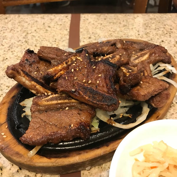 The galbi/kalbi is my choice of meat here over the others. Pretty consistently well marinated and tender. 4/5