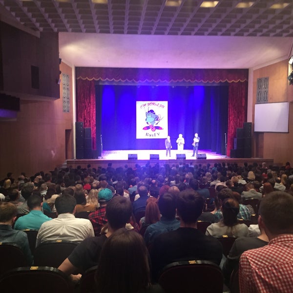 Схема зала дк железнодорожников киров