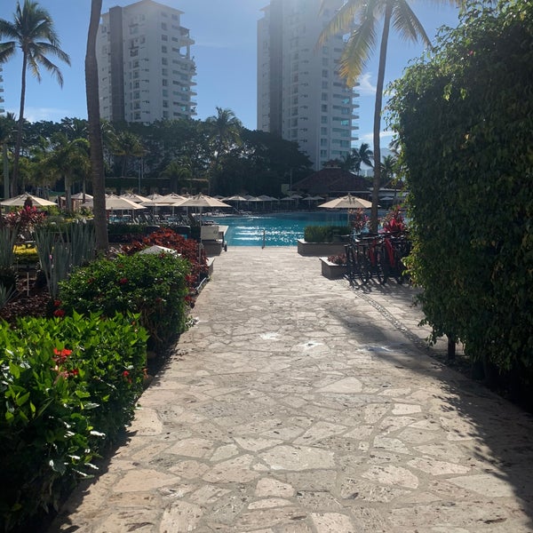 รูปภาพถ่ายที่ Marriott Puerto Vallarta Resort &amp; Spa โดย Dinorah P. เมื่อ 1/30/2021