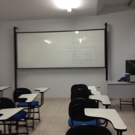 Photo taken at Faculdade Cambury by Cláudia Juliana M. on 11/9/2012