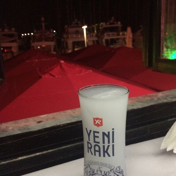 Foto scattata a Ömür Liman Restaurant da Huseyin E. il 12/16/2015