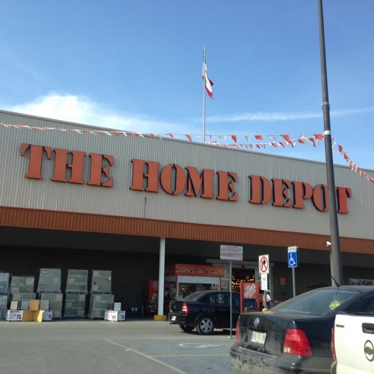 The Home Depot (Agora fechado) - Ave. Miguel Aleman Esq.Ave Las Torres Col.