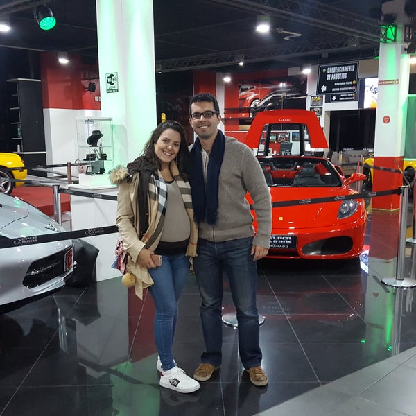 Foto diambil di Super Carros oleh Danielle M. pada 7/24/2018