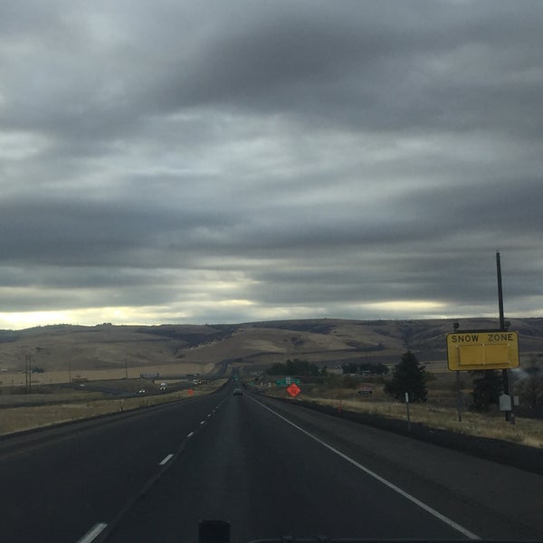 Bottom of Cabbage Pass Mountain in Pendleton