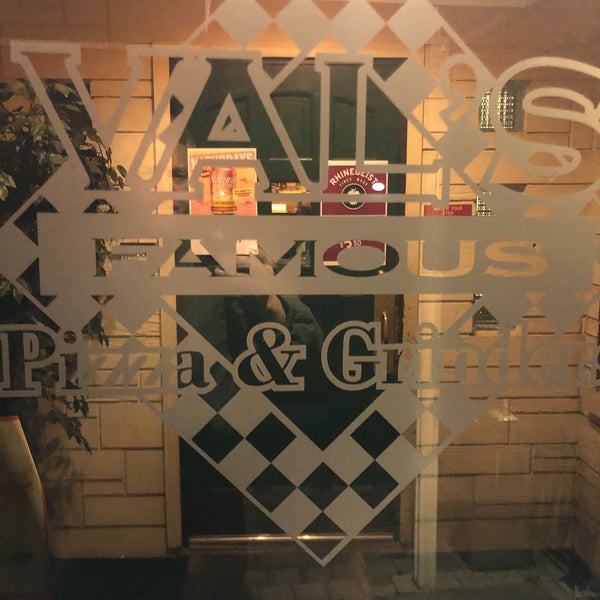 Val's Famous Pizza & Grinders 112 S 11th St