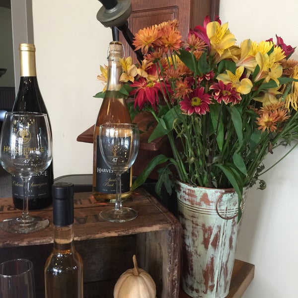 Photo taken at Harvest Ridge Winery by Annamarie on 10/29/2015