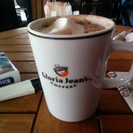 Photo taken at Gloria Jean&#39;s Coffees by Arzu P. on 1/6/2013