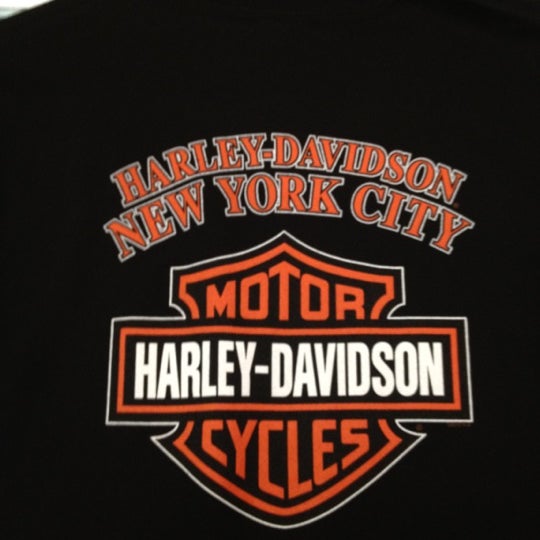 Photo prise au Harley-Davidson of NYC par Jamal O. le11/8/2012