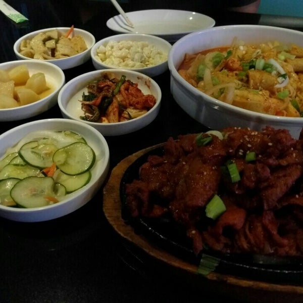 Снимок сделан в Beque Korean Grill пользователем Tian Q. 7/5/2016