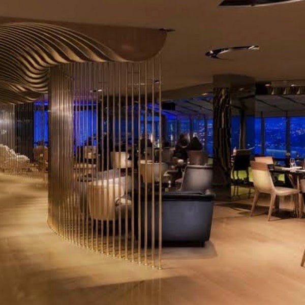 Photo taken at Veranda Restaurant &amp; Lounge InterContinental Istanbul by AbDuLrHmAn on 6/11/2023