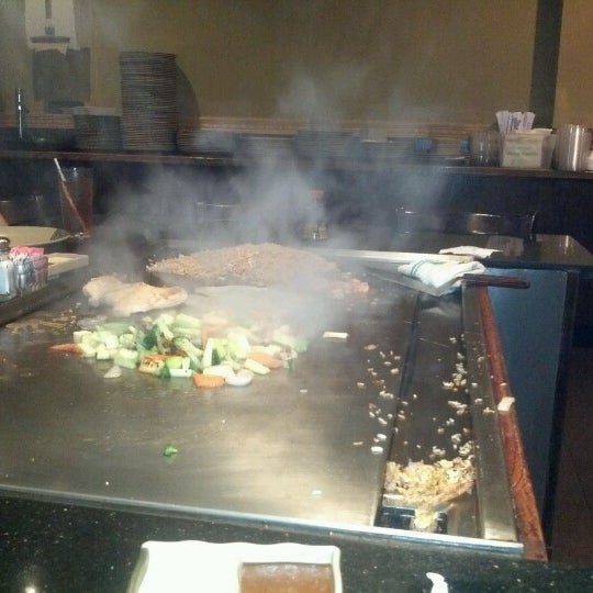Das Foto wurde bei Kumo Japanese Steak House von Ted Y. am 7/7/2012 aufgenommen