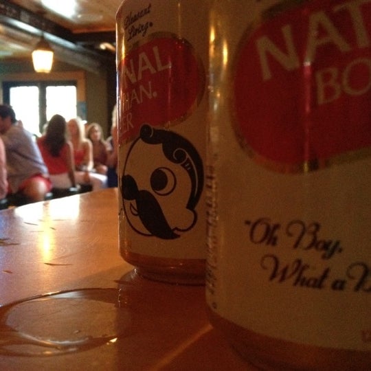 7/3/2012 tarihinde Erin M.ziyaretçi tarafından MaGerks Pub &amp; Grill'de çekilen fotoğraf