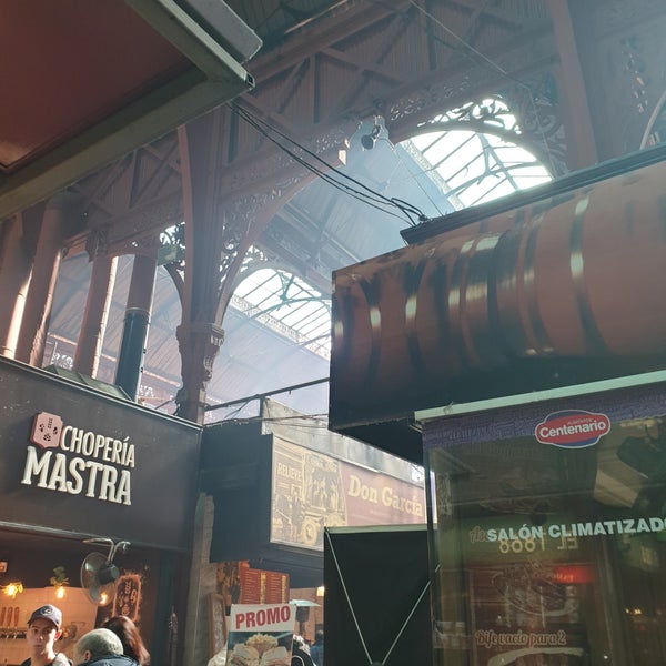 Das Foto wurde bei Mercado del Puerto von Santiago T. am 8/10/2019 aufgenommen