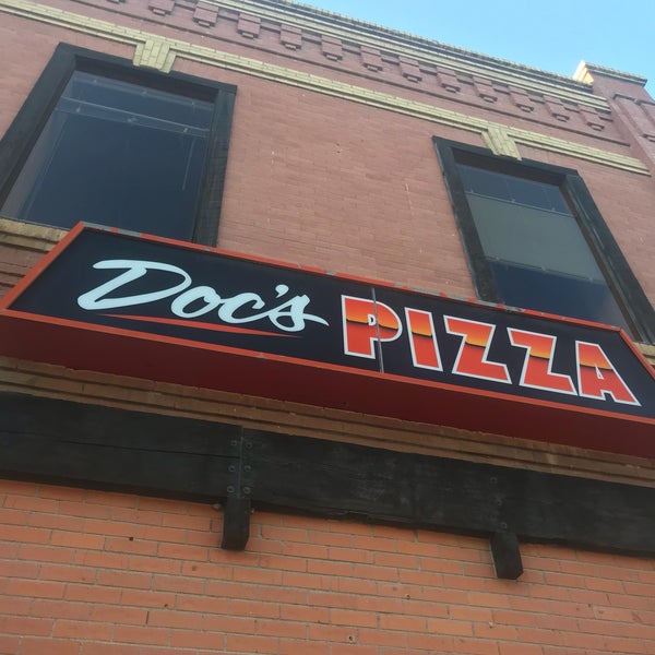 Doc's pizza online