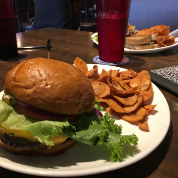 Dog House Tavern 3100 S Sheridan Blvd