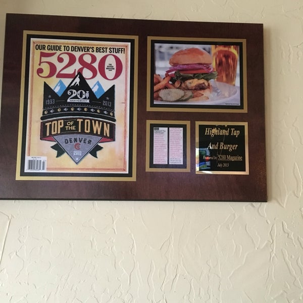 4/26/2016에 Matthew L.님이 Highland Tap and Burger에서 찍은 사진