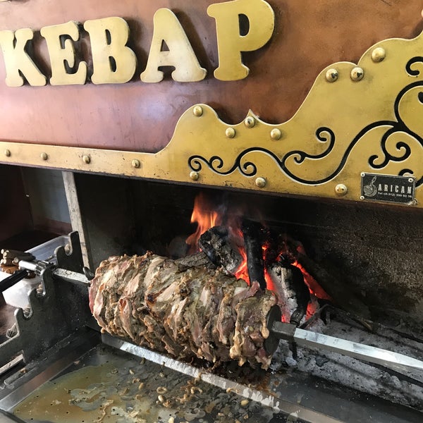 2/13/2018にEmre Eren Ö.がMiss Erzurum Cağ Kebabıで撮った写真
