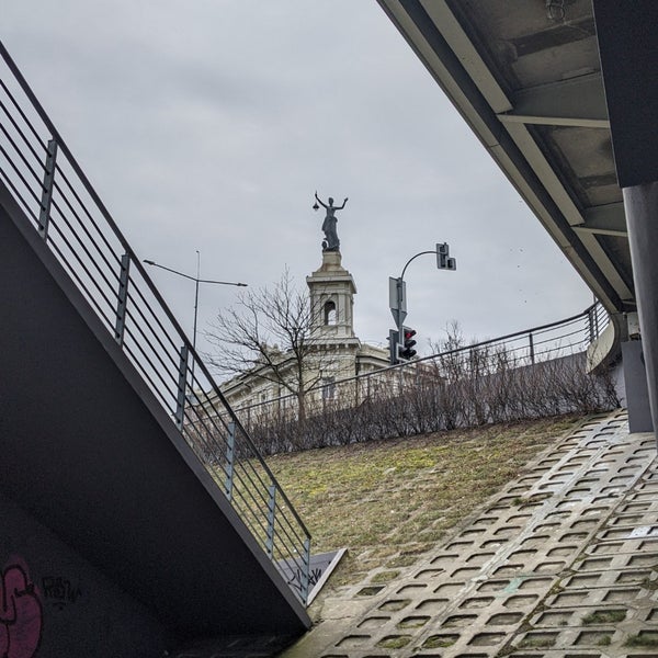 รูปภาพถ่ายที่ Mindaugo tiltas | Mindaugas&#39; bridge โดย Alex Z. เมื่อ 2/24/2024