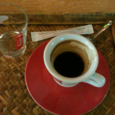 Снимок сделан в Caffe &quot;Zavarka&quot; / Кафе &quot;Заварка&quot; пользователем Natalia Z. 12/31/2012