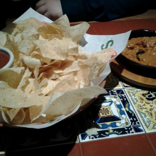 Photo taken at Chili&#39;s Grill &amp; Bar by Bryan S. on 11/14/2012