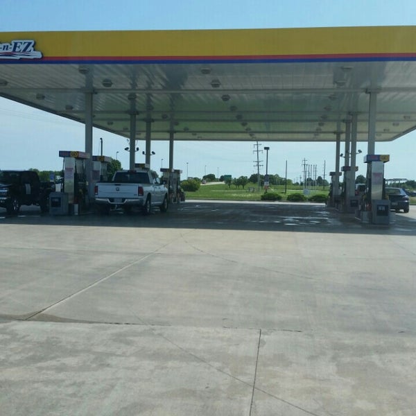 QiknEz Fuel Station in South Jacksonville