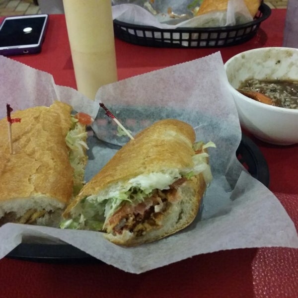 Photo prise au The Cajun Stop par Timothy R. le7/17/2014