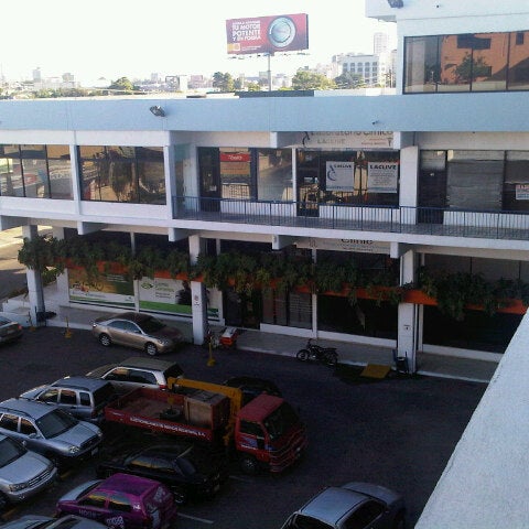 horario payless charles summer