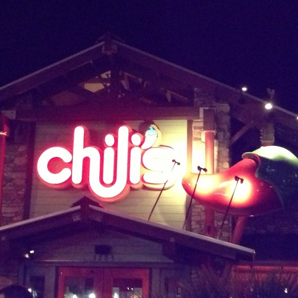 Photo taken at Chili&#39;s Grill &amp; Bar by Sarah L. on 1/15/2013