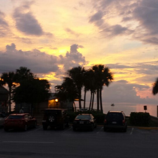 Photo taken at Inn on the Gulf by Dave K. on 10/7/2014