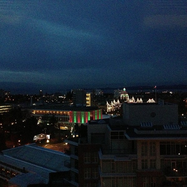 Photo taken at Victoria Marriott Inner Harbour by Marc S. on 11/27/2012