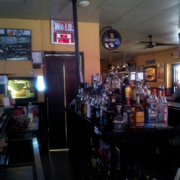 Crossroads gay bar in mississippi