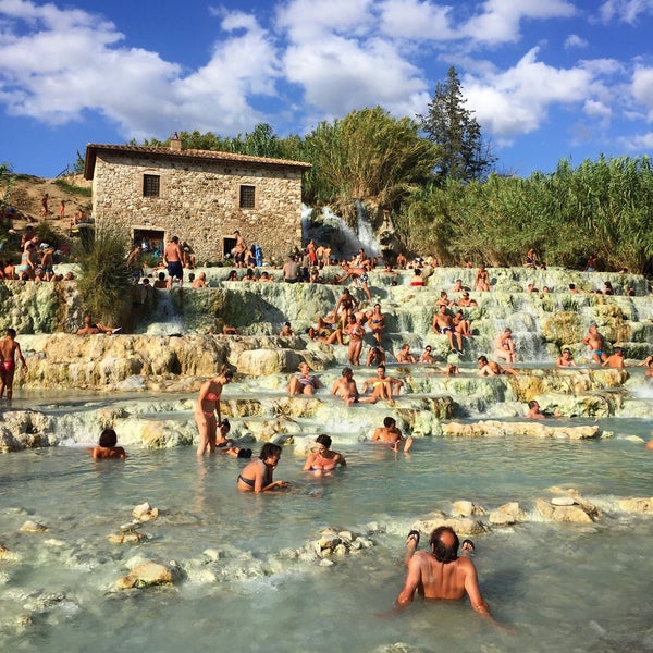 Foto diambil di Terme di Saturnia Natural Destination oleh Andris R. pada 9/2/2017