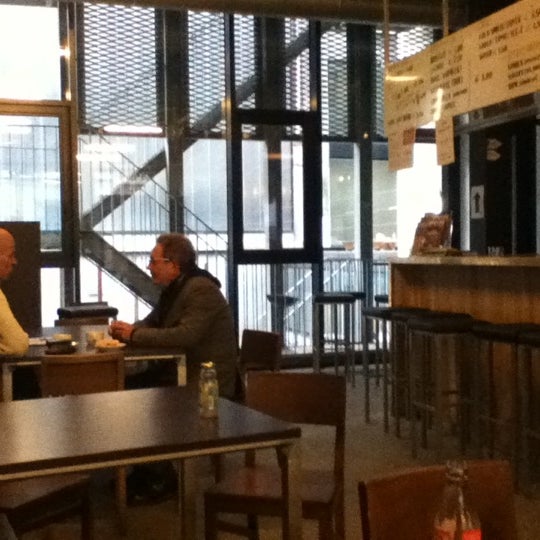 11/12/2012にGeoffrey R.がRITCS Caféで撮った写真