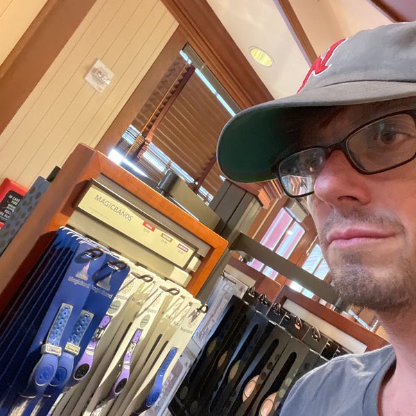 Thimbles & Threads 1 tip from 324 visitors