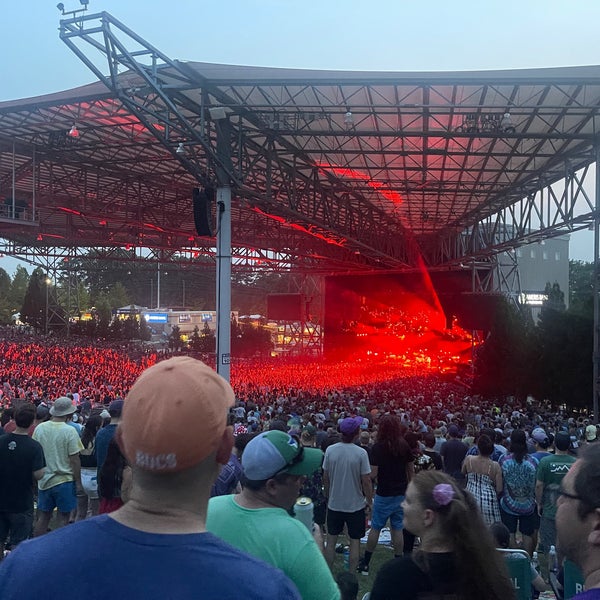 Photo taken at Ameris Bank Amphitheatre by Erik G. on 7/17/2023