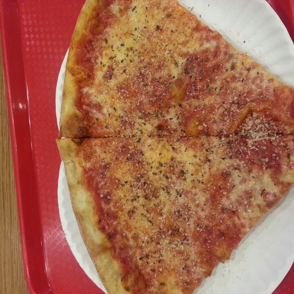 7/21/2013にDonald S.がDelmar Pizzeriaで撮った写真