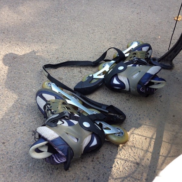 Photo prise au Central Park Dance Skaters Association (CPDSA) — Free Roller Skating Rink par Eric T. le7/7/2013