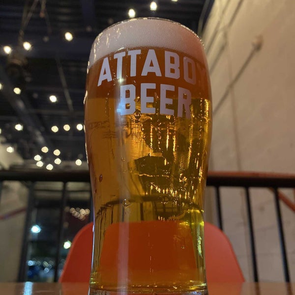 Foto tirada no(a) Attaboy Beer por John B. em 10/22/2022