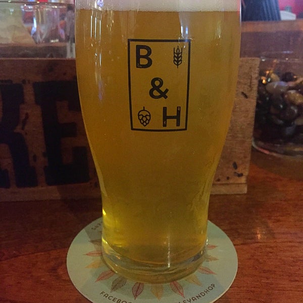 Photo taken at Barley And Hops Grill &amp; Microbrewery by John B. on 9/23/2018