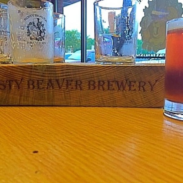 Foto diambil di Rusty Beaver Brewery oleh John B. pada 4/29/2016