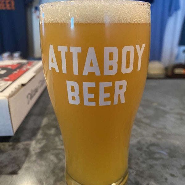 Photo taken at Attaboy Beer by John B. on 9/24/2022