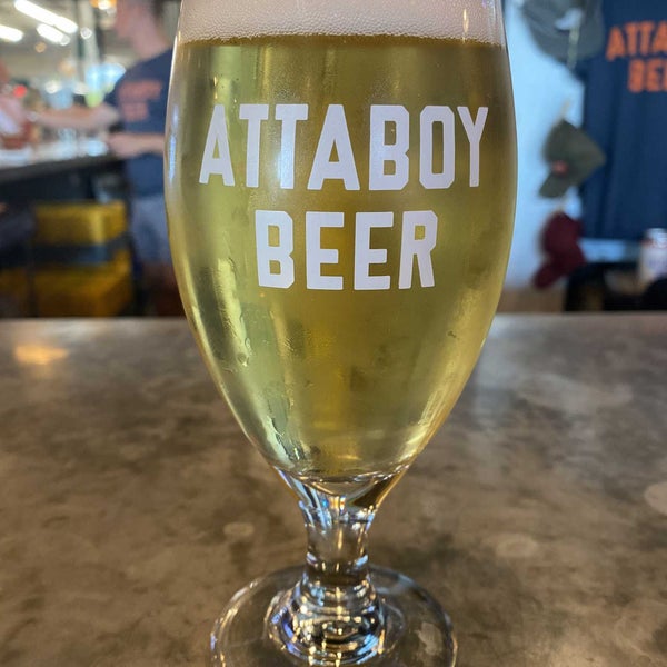 Photo taken at Attaboy Beer by John B. on 9/3/2022