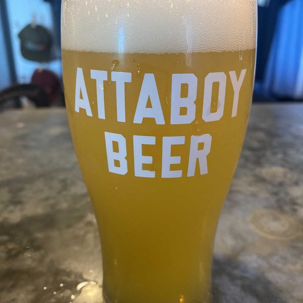 Photo taken at Attaboy Beer by John B. on 9/8/2022