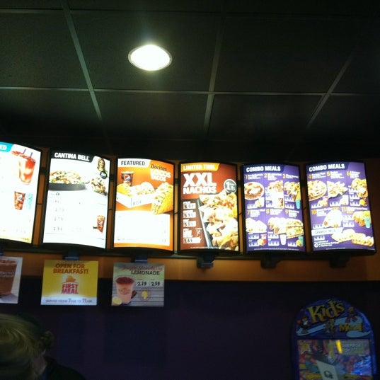 Taco Bell Fast Food Restaurant in Ashland