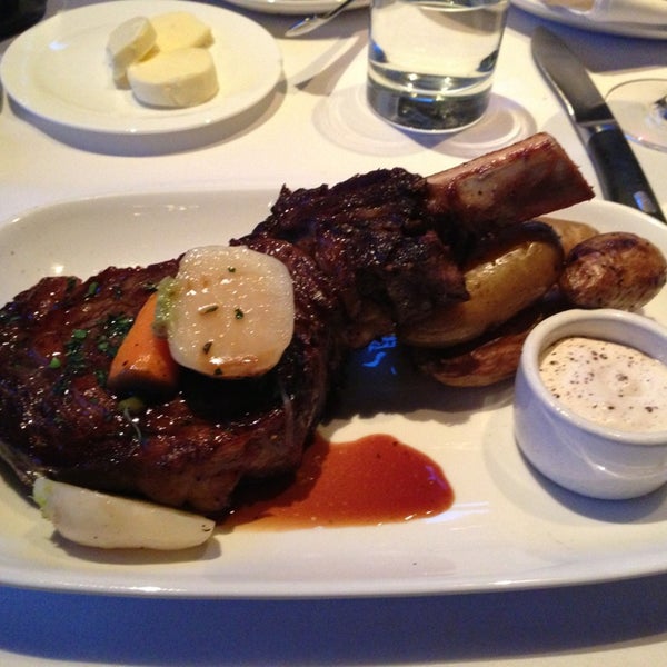 4/5/2013 tarihinde Daniel E.ziyaretçi tarafından Epic Steak'de çekilen fotoğraf