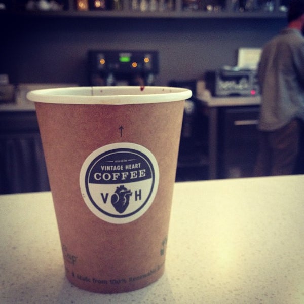 3/17/2013にJoel G.がVintage Heart Coffeeで撮った写真