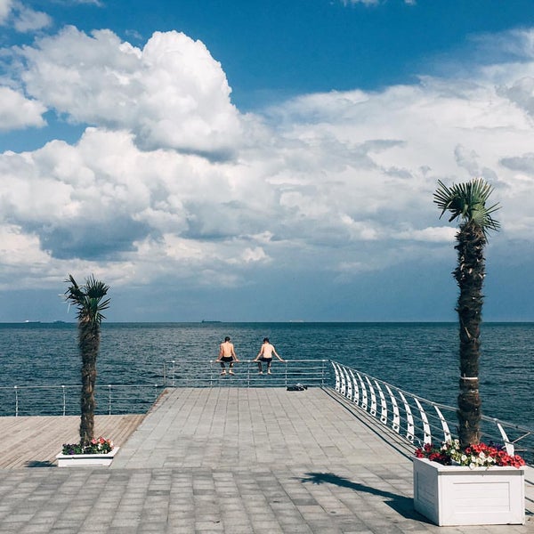Das Foto wurde bei Terrace. Sea view von Sergii M. am 6/6/2016 aufgenommen