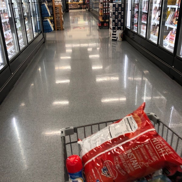 Homeland Grocery Store