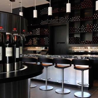Снимок сделан в The Tasting Room Wine Bar &amp; Shop пользователем The Tasting Room Wine Bar &amp; Shop 12/6/2013