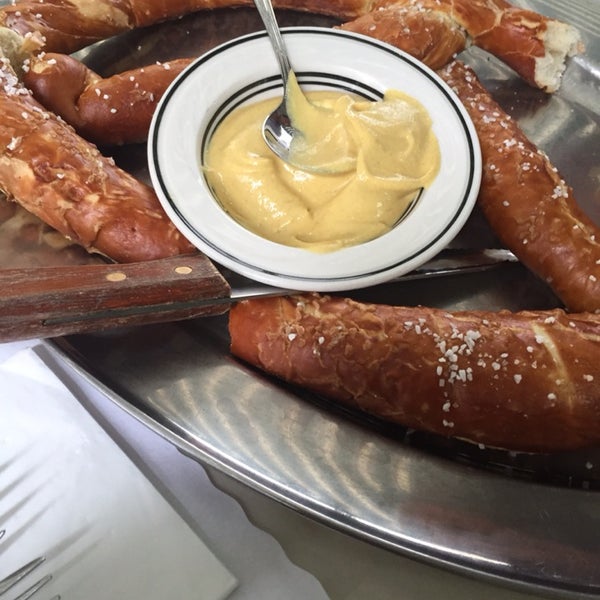 Large pretzel, warm, with mustard
